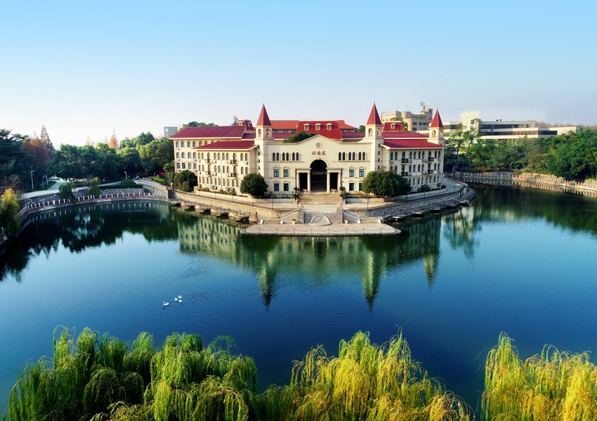 紅山大圖_副本.jpg 紅山大圖_副本.jpg